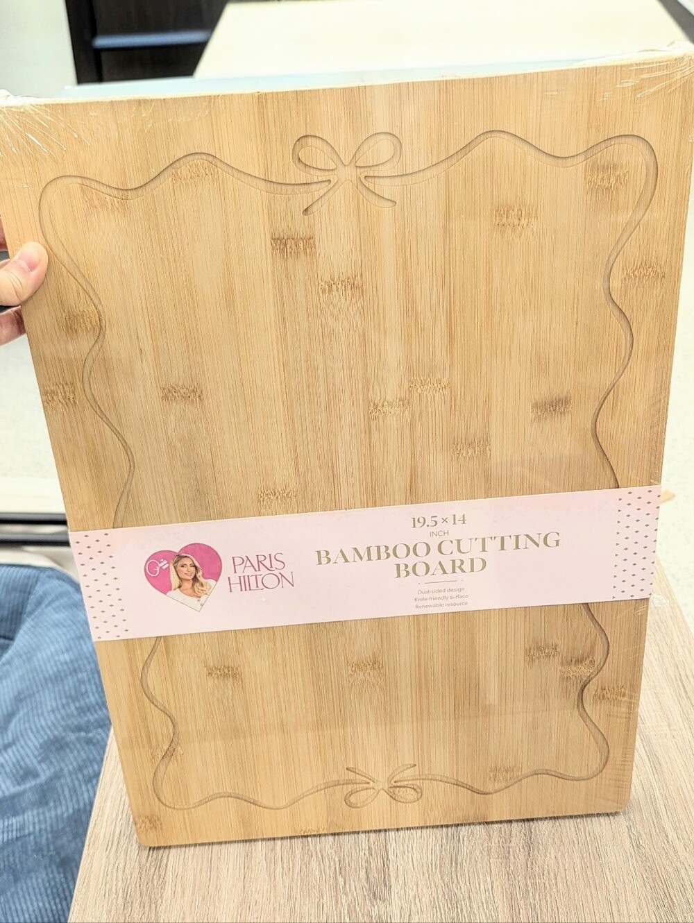 NEW Paris Hilton‎ Kitchen Large Bamboo Cutting Board Coquette Ribbon Bow Design